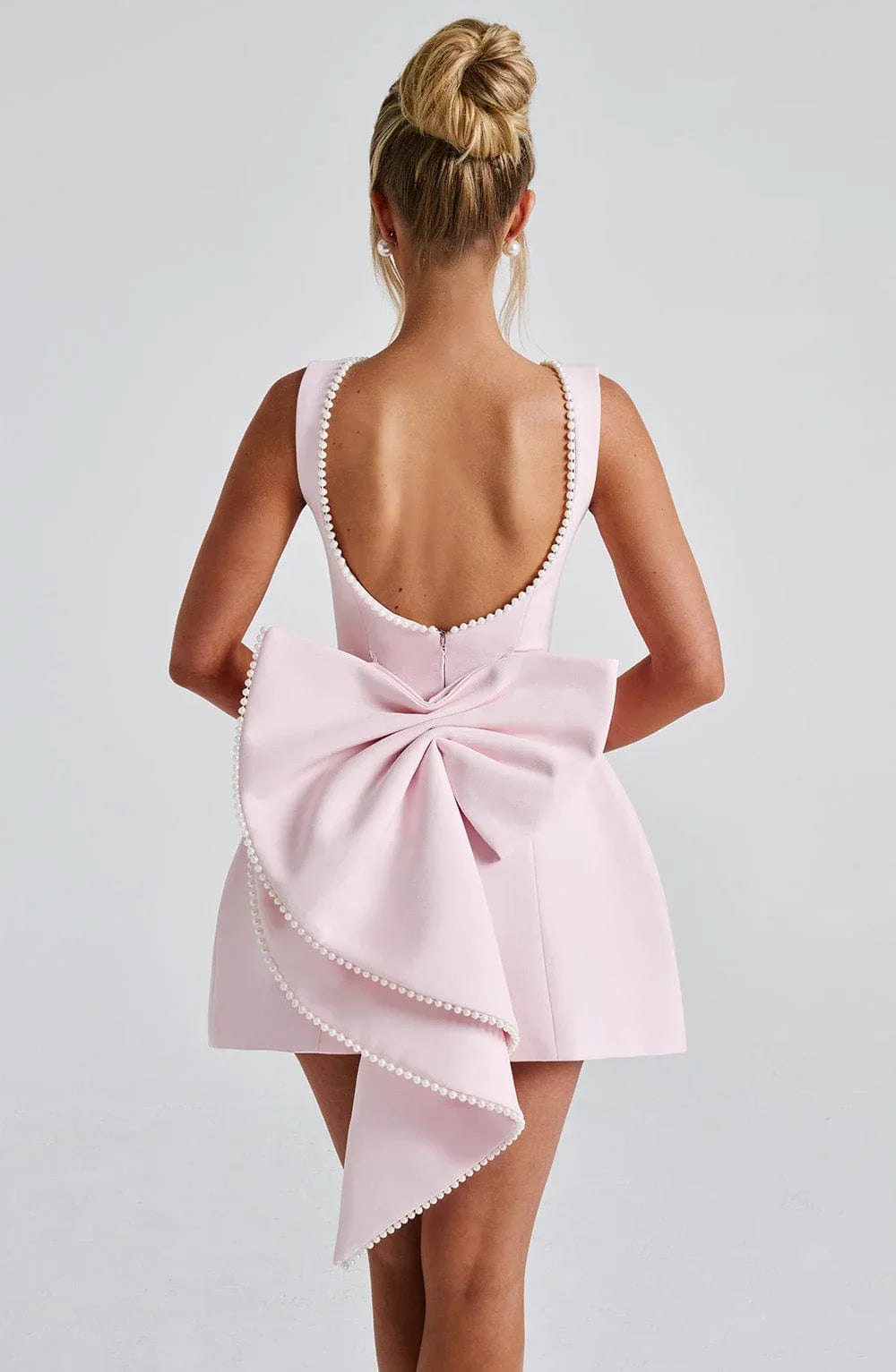 Elegancka Sukienka Damska z Kokardą | Mini